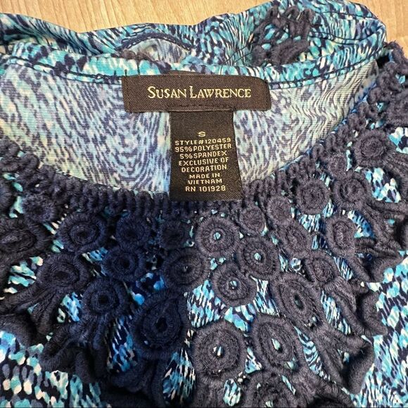 Woman’s Susan Lawrence Crochet collar Stretchy Tank small - Picture 2 of 7